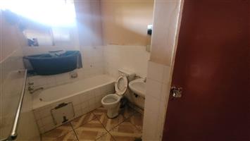 Apartment For Sale in Sunnyside