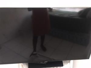 Samsung 49” QHD TV for Sale