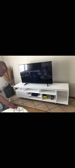 We manufacture Morden TV stands free delivery around soweto
