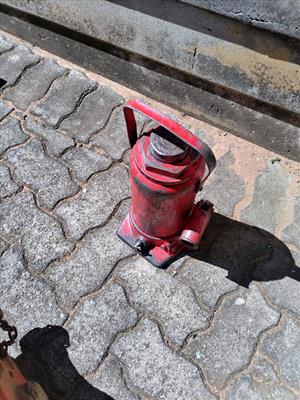 30 ton bottle jack for sale 