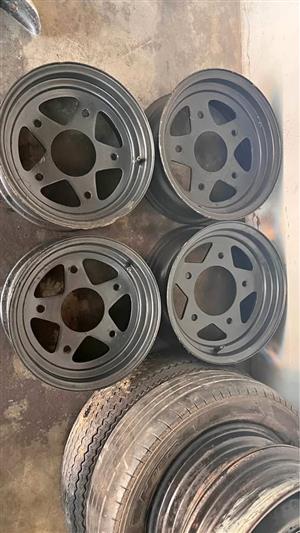 VW Beetle / Buggy Traildusters Rims