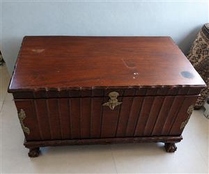 TRUSO CHEST FOR SALE SELF COLLECTION 
