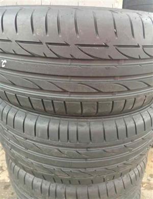 4 X 225/50/17 Bridgestone Potenza runflats tyres like new for sell for BMW & Mercedes 