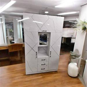Crazy deal specials on brand new glossy cupboards limited stock