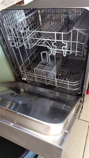 Hisense dishwasher machine 