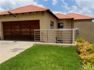 House For Sale in South Crest