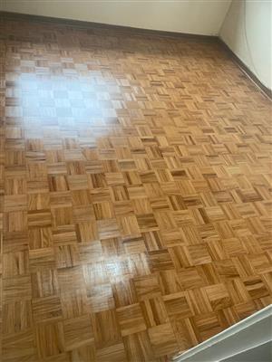 Wooden floor installation, repairing, sanding and sealing 