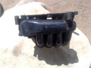 FORD ROCAM INTAKE MANIFOLD