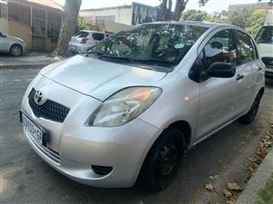 Toyota Yaris T1 Manual 