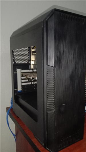 Selling my entry level fortnite gaming pc