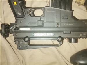 TIPMANN PAINT BALL RIFLE