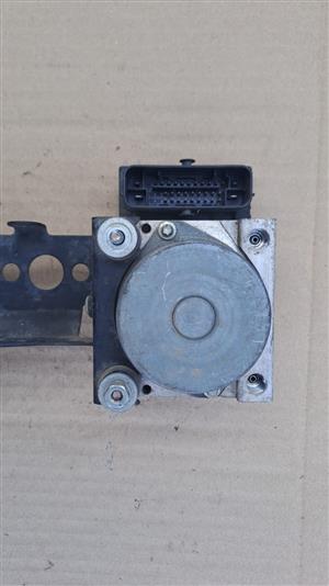 Suzuki SX4 2WD ABS Pump OEM for sale used