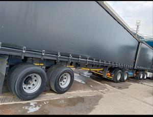 FOR SALE: 2012 Top Superlink Trailer