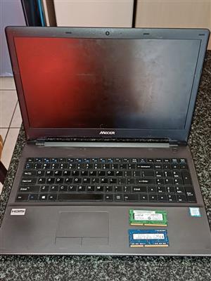 Broken Mecer Xpression for spares + 2 DDR3 ram sticks