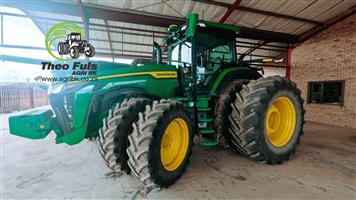2023 John Deere 8R340