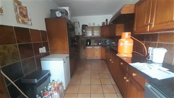 House For Sale in Glen Marais
