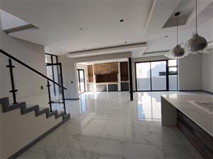 House For Sale in Fountainbrook Estate