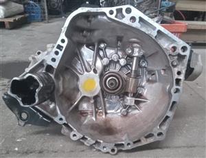 2016 Toyota Yaris gearbox for sale