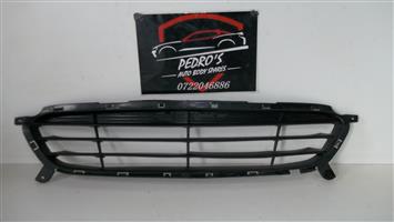 Hyundai Accent grille