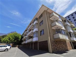 Spacious 1 Bedroom Apartment