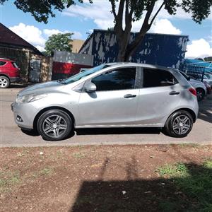2010 Mazda 2 1.3 active