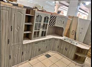 Brand new kitchen unit on crazy special cash on delivery