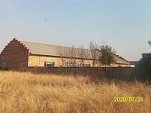 ROOIWAL PLOT WITH 3 BEDROOM HOUSE, GRANNY FLAT AND BIG SHED.