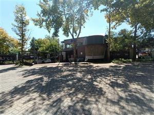 Fantastic office space of 483 m² to let in Randjespark. Move in ready with fantastic incentives.
