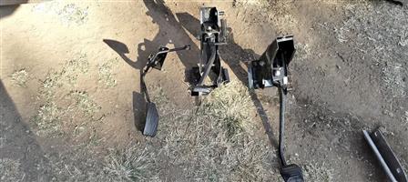 Mahindra scorpio SUV pedals