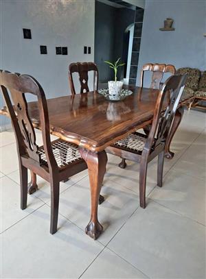 Ball and claw dining set