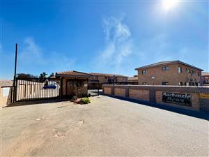Apartment For Sale in Mackenzie Park