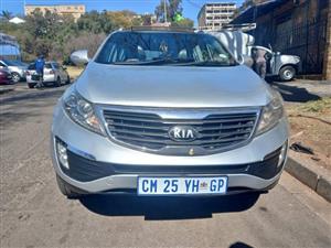 2013 Kia Sportage 2.0 Diesel, Automatic 4x4, Silver, 97000kms, R143,000. Sunroof, Spere key