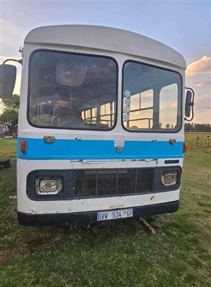 33 Seater bus