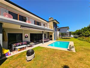 4 Bedroom Freestanding Home In Salt Rock