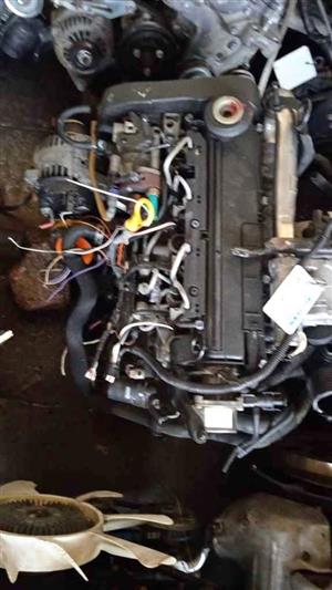 NISSAN NP200 K9K 1.5 DCI ENGINES AND GEARBOXES FOR SALE