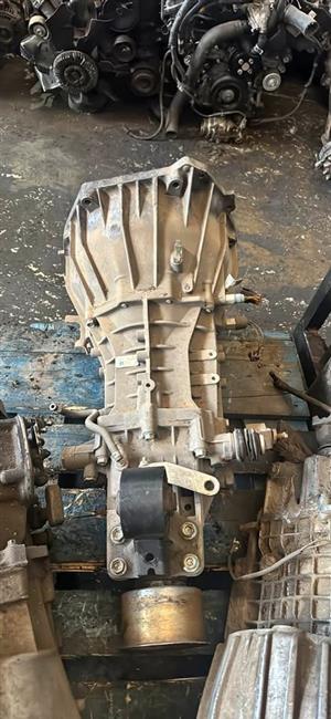 Nissan NV350 Qr25 6 speed gearbox.