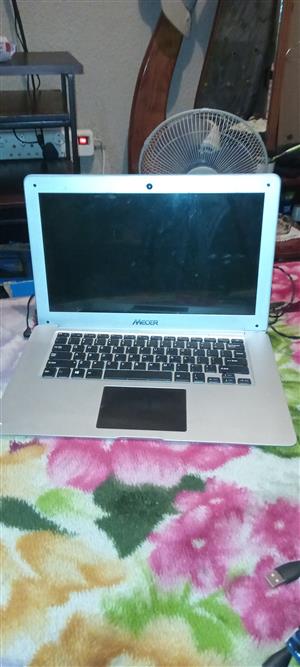 Mecer laptop 