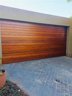 Tanzanite garage doors supply