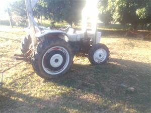 SAME delphino 35 4x4 air-cooled tractor to swop for diesel bakkie or car