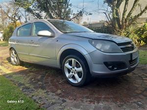 2005 Opel Astra H 1.8i Sport Hatchback