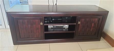 Plasma / TV Stand unit R4000