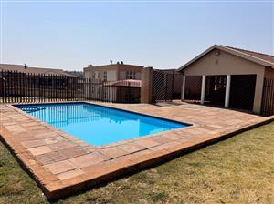 Modern 2-Bedroom Apartment for Sale in Mondeor, Johannesburg