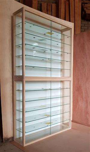 Display Cabinet Freestanding for miniatures