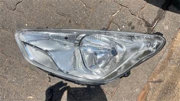 Ford Figo headlight 2019