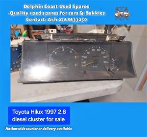 Toyota Hilux 1997  2.8 diesel   instrument cluster for sale