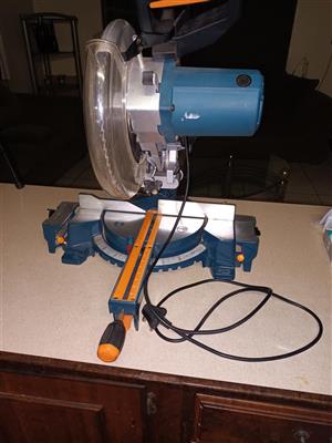 Mitre/Circular saw and Table saw