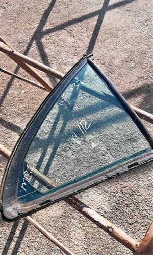 Mercedes W203 right rear quarterback glass