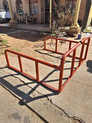 Cattle rail