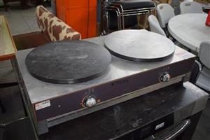 2 Big plate gas stove for sale