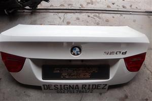 BMW E90 BOOT LID FACE LIFT LCI